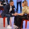 Uomini e Donne Trono Over, Ida e Riccardo: “Ma lo vogliamo mettere questo anello o no?”