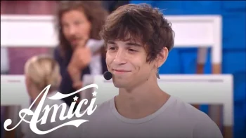 Amici 21, la rivincita Alex: batte Luigi nella classifica di vendita