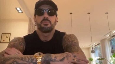 Fabrizio Corona ritorna sui social più carico che mai