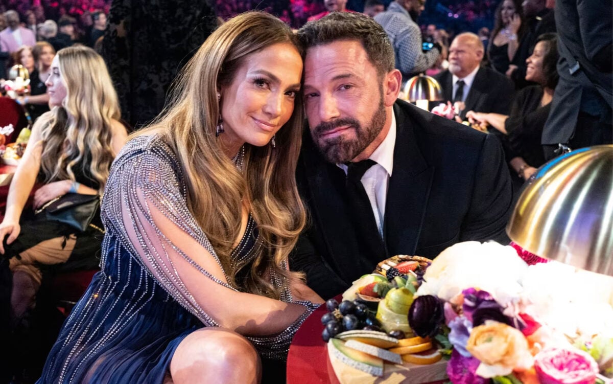 Jennifer Lopez, Ben Affleck ammette: “Mia moglie ha idee migliori delle mie”