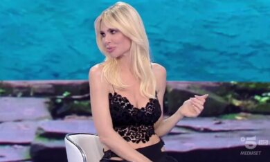 Ilary Blasi fuori da Mediaset? Arriva il colpo di scena, Berlusconi: “Può darsi che…”