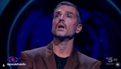 Grande Fratello, Massimiliano Varrese furibondo si scaglia contro il reality: “Non sanno con chi hanno a che fare”