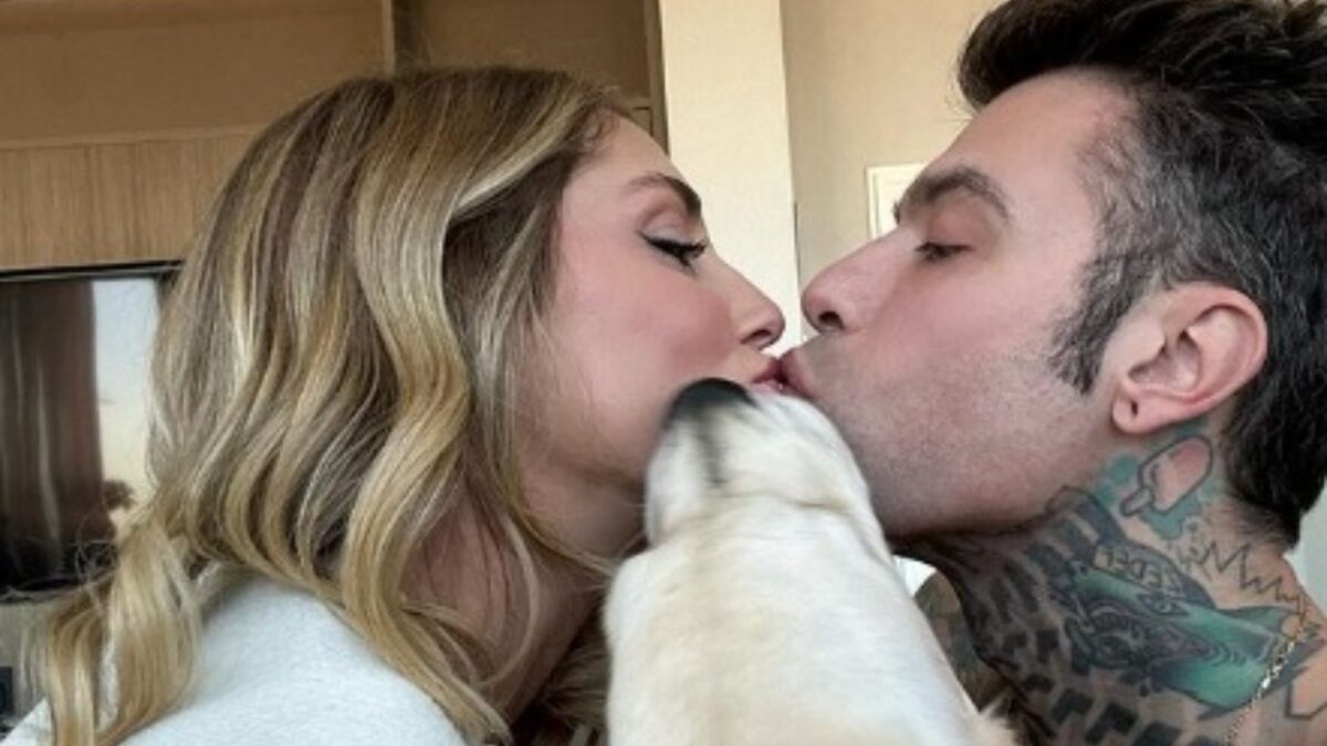 Fedez sente la mancanza di Paloma: “Mi manchi”. Chiara Ferragni risponde così…