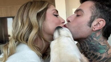 Fedez, la battuta infelice su Paloma: “Anch’io avevo un golden retriever”