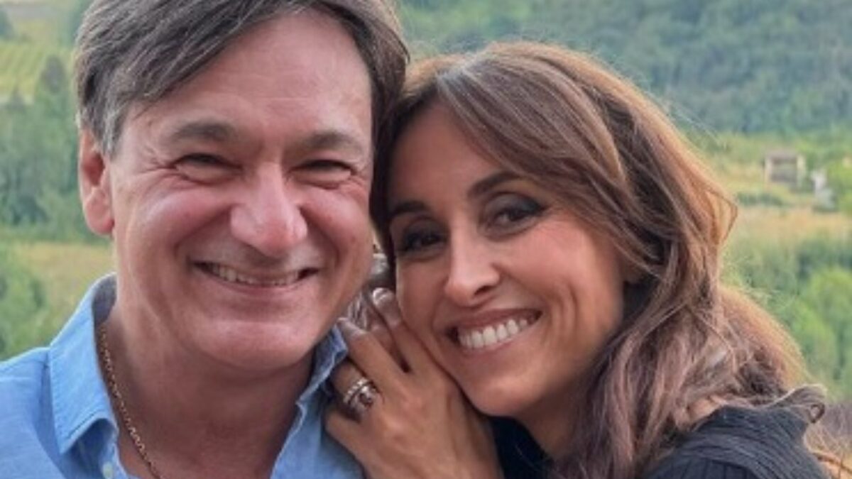 Benedetta Parodi, nozze d’argento con Fabio Caressa: “Ho messo lo stesso abito”