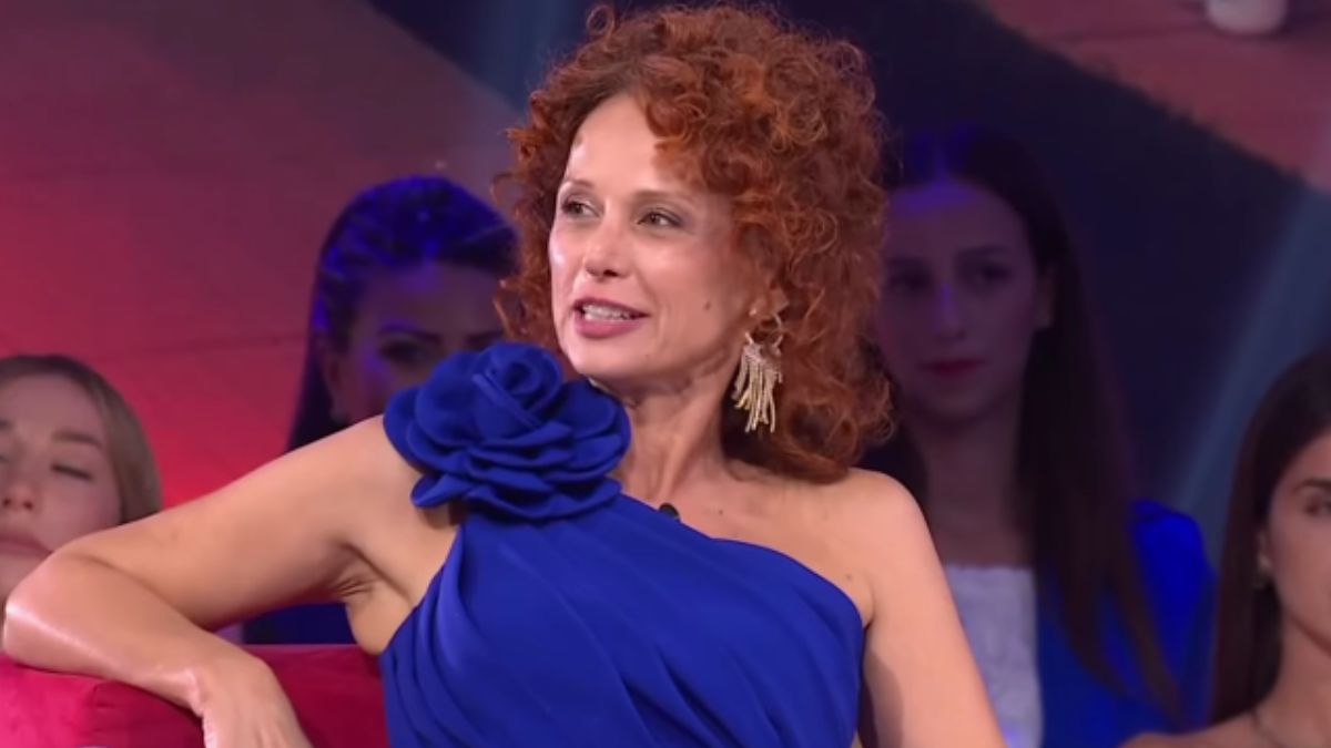 Grande Fratello, Beatrice Luzzi replica alle critiche ricevute per il gesto in diretta