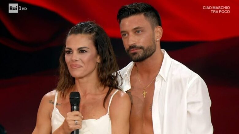 Ballando con le stelle, Bianca Guaccero sul bacio con Giovanni Pernice