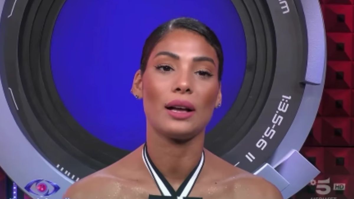 Grande Fratello, Yulia Bruschi sul fidanzato fuori: “Adesso non sento le stesse cose di prima”