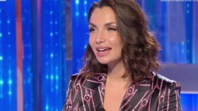 Ballando con le stelle, Selvaggia Lucarelli svela il regalo di Elettra Lamborghini: “Un velo pietoso”