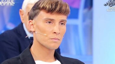 Uomini e Donne, Mattia Cacchione torna sui social post eliminazione di Martina De Ioannon: “Dopo l’uscita insieme, sentivo che…”