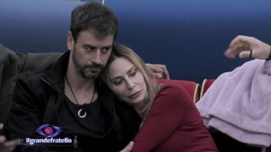 Grande Fratello, Stefania Orlando si riunisce con Iago dopo l’eliminazione: “Che bello rivederti”